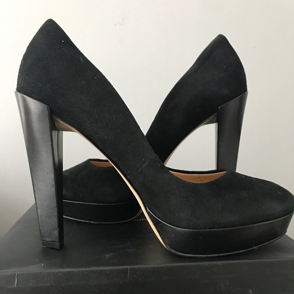 Black heel